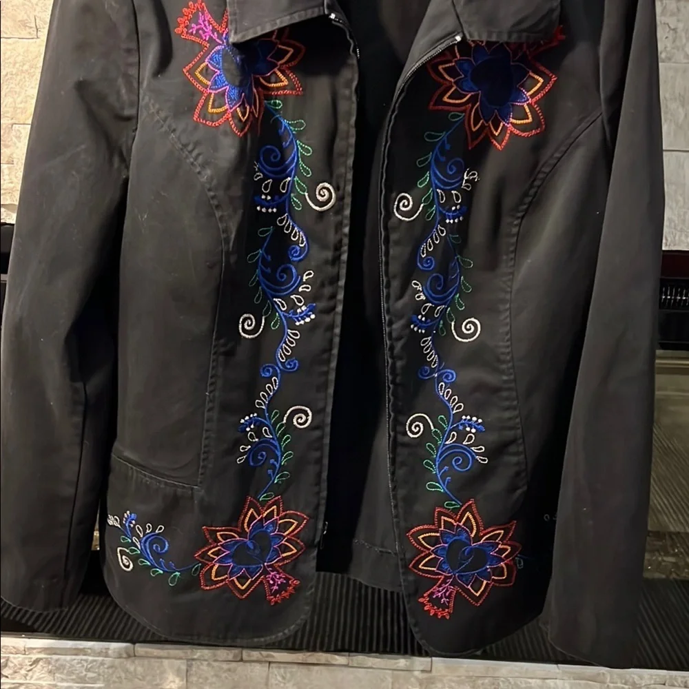 Koret cotton blend Black and Red Floral Embroidered Blazer size Large - Picture 6 of 9